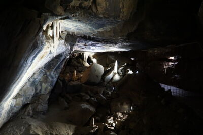 Zone de visite de l’Aillwee Cave avec nouvelle installation LED