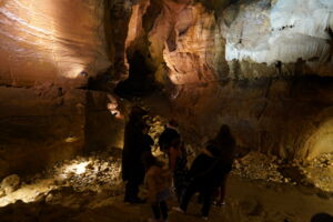 Die Grottes de Saint-Christophe ist ein beeindruckendes Höhlensystem in der Region Savoie, Frankreich