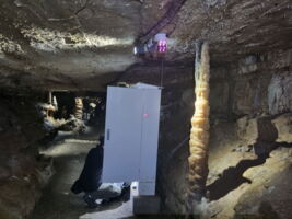 Steuerzentrale der Cave Lighting Anlage in der Erdmannshöhle – intelligente Verbindung von Technik und Natur