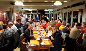 Dîner convivial des participants à Han-sur-Lesse