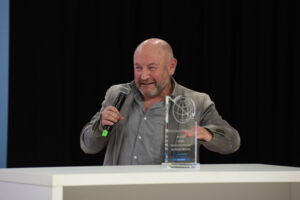 Hessian Export Award 2023 ceremony – representative of Cave Lighting with trophy