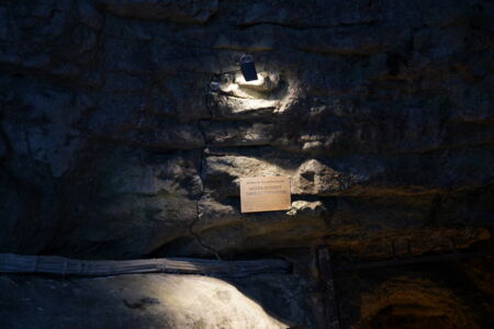 Die Grottes de Saint-Christophe geologischer und historischer Ort