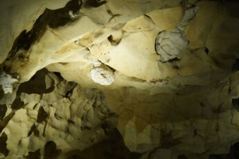 Grottes de Thouzon Le Thor, im Département Vaucluse in Südfrankreich