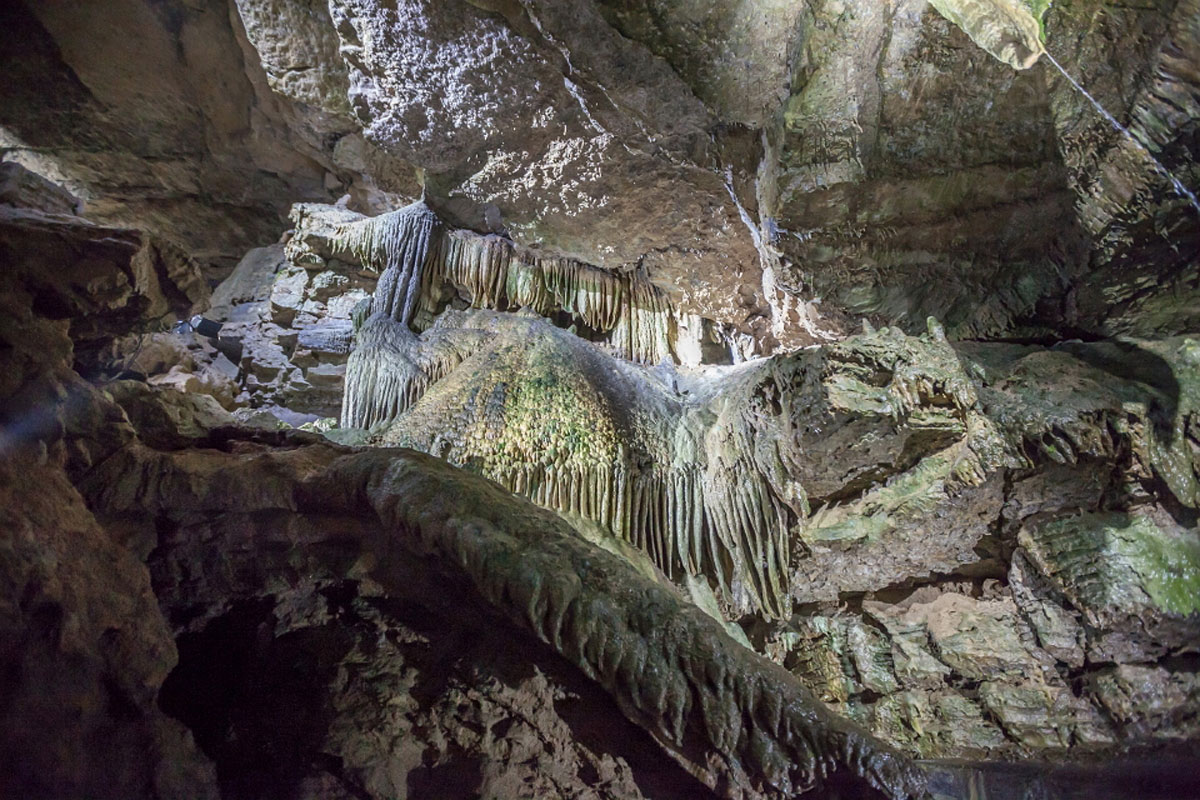 Schauhöhle Cavelighting Erdmannshöhle