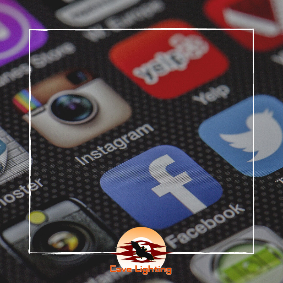 Folge Cave Lighting jetzt auf Facebook und Instagram
