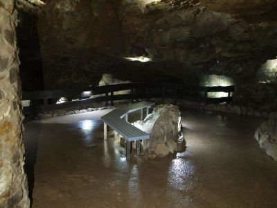 Beleuchtungsanlage Edelsteinmine Steinkaulenberg
